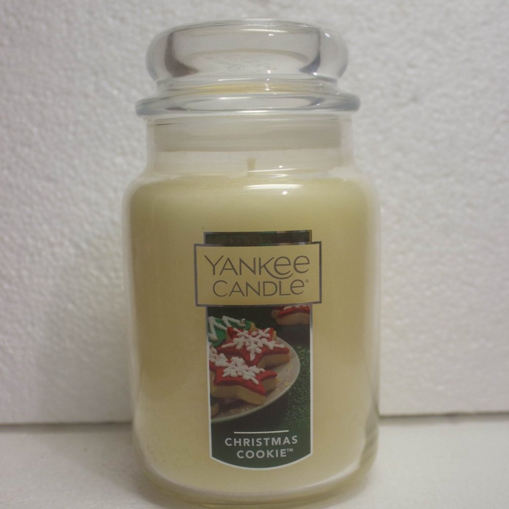 Yankee Candle 22 OZ Christmas Cookie New Never Used